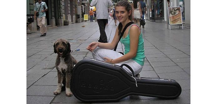 Nađa Janković zlatna na takmičenju gitarista u Zagrebu Nađa Janković zlatna na takmičenju gitarista u Zagrebu