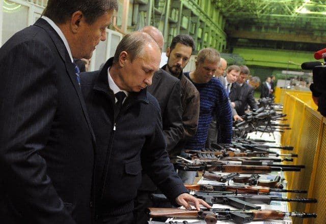 Kalašnjikov će se proizvoditi u SAD Kalašnjikov će se proizvoditi u SAD