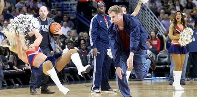 Holivudski glumac nokautirao čirlidersicu u poluvremenu NBA meča Holivudski glumac nokautirao čirlidersicu u poluvremenu NBA meča