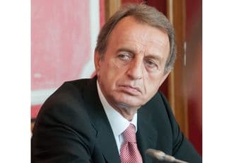 Brković se zadužio kod sina da sačuva imovinu Brković se zadužio kod sina da sačuva imovinu