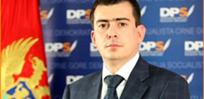 RADMAN: Državni simboli će biti isticani u svim organima Novog RADMAN: Državni simboli će biti isticani u svim organima Novog