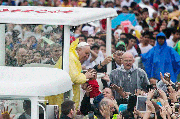 Filipini: Sakrili beskućnike od pape Filipini: Sakrili beskućnike od pape