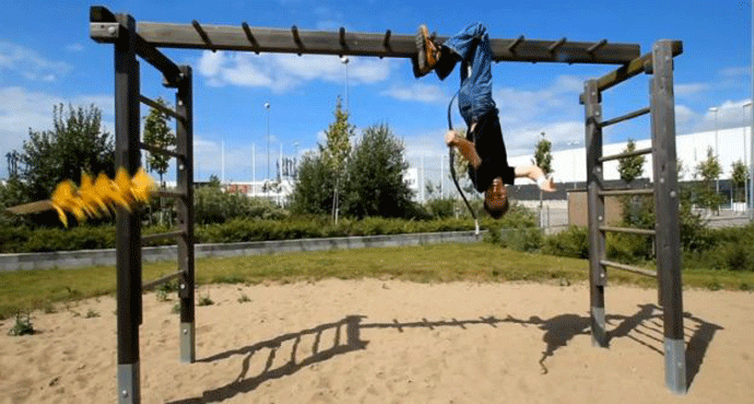 Mađioničar sa lukom i strijelom (VIDEO) Mađioničar sa lukom i strijelom (VIDEO)