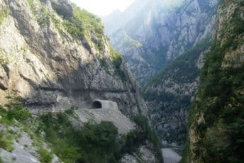 Sjutra dvočasovni prekid saobraćaja u Platijama Sjutra dvočasovni prekid saobraćaja u Platijama