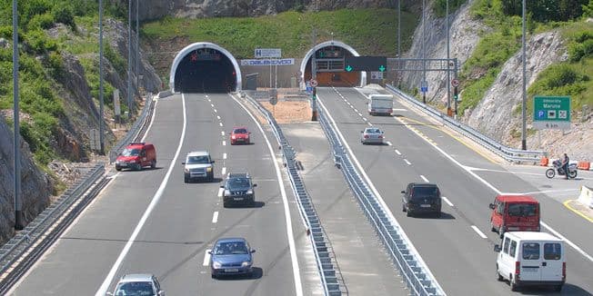 U Hrvatskoj stotine kilometara autoputeva nije uknjiženo   U Hrvatskoj stotine kilometara autoputeva nije uknjiženo