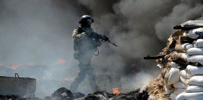 Kijev proglasio vanredno stanje na istoku Kijev proglasio vanredno stanje na istoku