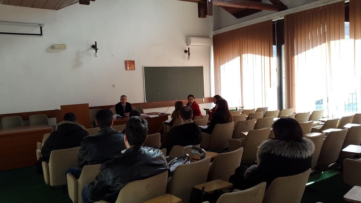 Crveni krst Cetinje će brinuti o starima na selu Crveni krst Cetinje će brinuti o starima na selu