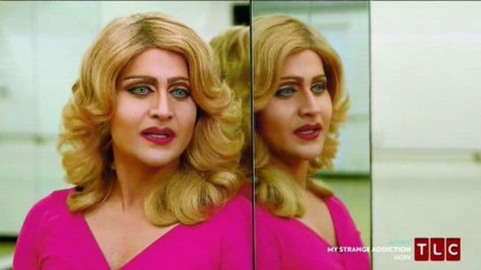 Potrošio 160.000 eura da bi ličio na Madonu!  Potrošio 160.000 eura da bi ličio na Madonu!