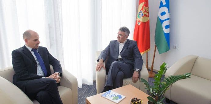 Vlahović-Poša: Članstvo u NATO-u istorijska šansa Crne Gore Vlahović-Poša: Članstvo u NATO-u istorijska šansa Crne Gore