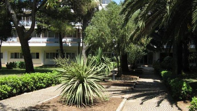 Srbija prodaje četiri hotela u Budvi i Bečićima Srbija prodaje četiri hotela u Budvi i Bečićima