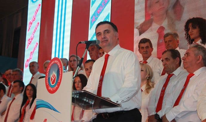 GO SNP-a će pokrenuti pitanje odgovornosti za fijasko u Herceg Novom GO SNP-a će pokrenuti pitanje odgovornosti za fijasko u Herceg Novom