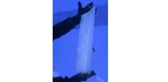 EPCG: Ekipe stigle do dalekovoda Pljevlja-Žabljak EPCG: Ekipe stigle do dalekovoda Pljevlja-Žabljak