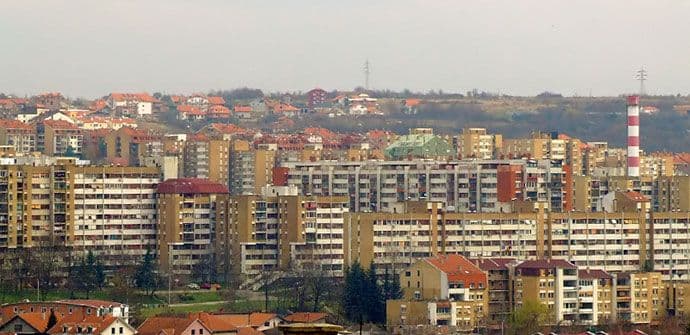 BEOGRAD: Policija traga za počiniocem monstruoznog ubistva u Mirijevu BEOGRAD: Policija traga za počiniocem monstruoznog ubistva u Mirijevu