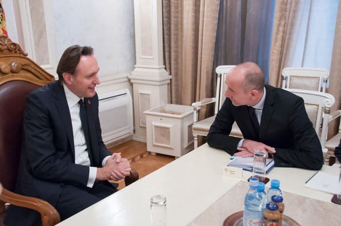 KRIVOKAPIĆ-PAKE: Prioritet vladavina prava KRIVOKAPIĆ-PAKE: Prioritet vladavina prava