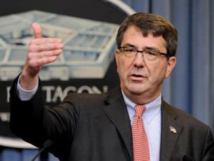 Ešton Karter pred imenovanjem na čelo Pentagona Ešton Karter pred imenovanjem na čelo Pentagona