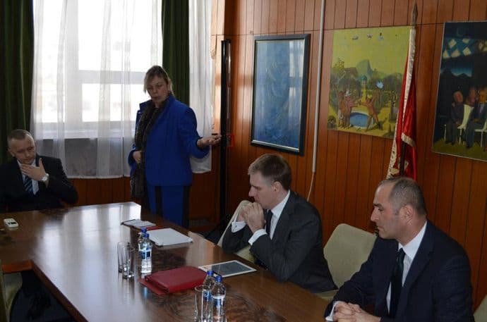 LUKŠIĆ: Filozofski fakultet prava adresa Centra za geopolitiku LUKŠIĆ: Filozofski fakultet prava adresa Centra za geopolitiku