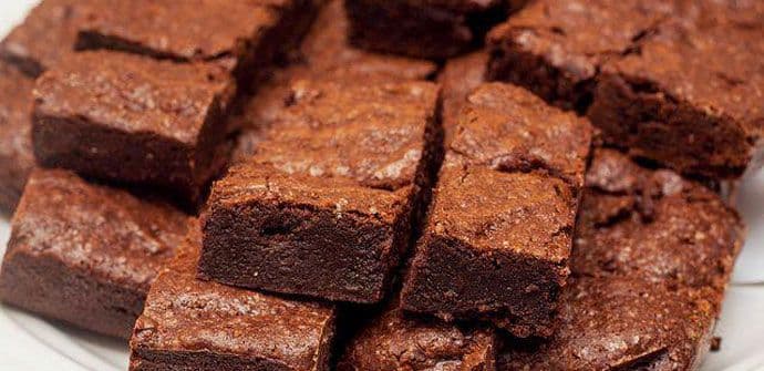 Sočni kolač sa dva sastojka Sočni kolač sa dva sastojka