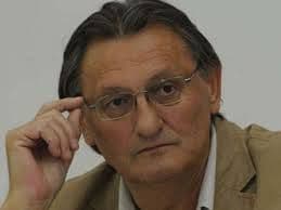 Milenko A. PEROVIĆ: Kvarenje riječi Milenko A. PEROVIĆ: Kvarenje riječi