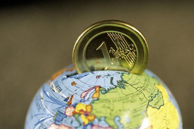 Ko u Evropi pazi na svaki euro? Ko u Evropi pazi na svaki euro?