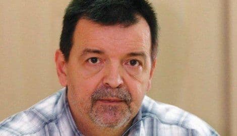 Preminuo dugogodišnji urednik i novinar "Blica" Zoran Luković Preminuo dugogodišnji urednik i novinar "Blica" Zoran Luković