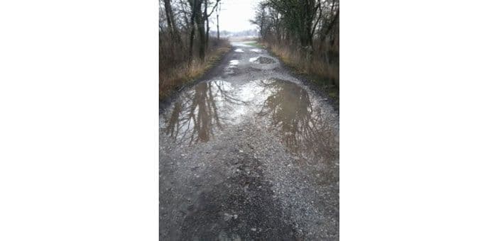 OO Pozitivna DG: Asfaltirati prigradske puteve i srediti prilaze školama OO Pozitivna DG: Asfaltirati prigradske puteve i srediti prilaze školama