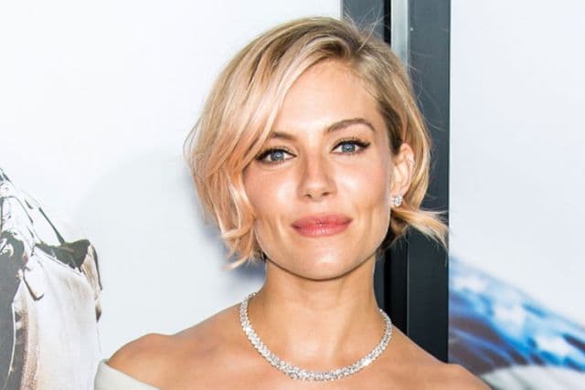 Sijenu Miler brine nova uloga: "Bojim se da nisam dovoljno seksi“ Sijenu Miler brine nova uloga: "Bojim se da nisam dovoljno seksi“