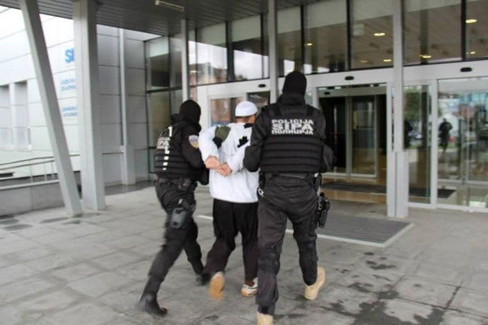 BiH: Htjeli u Siriju pa uhapšeni BiH: Htjeli u Siriju pa uhapšeni