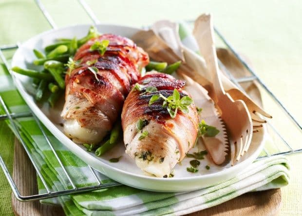 Pileće rolnice sa feta sirom  Pileće rolnice sa feta sirom