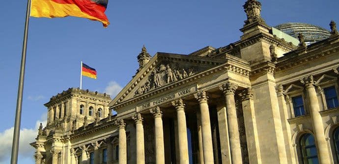 Berlin: Produžetak programa finansijske pomoći Grčkoj neodvojiv je od reformi Berlin: Produžetak programa finansijske pomoći Grčkoj neodvojiv je od reformi