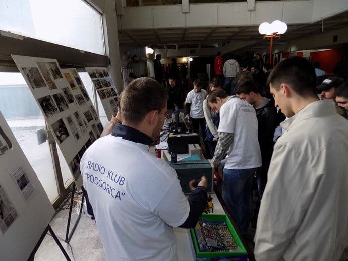 Prezentacija radio-amaterstva na tehničkim fakultetima UCG Prezentacija radio-amaterstva na tehničkim fakultetima UCG