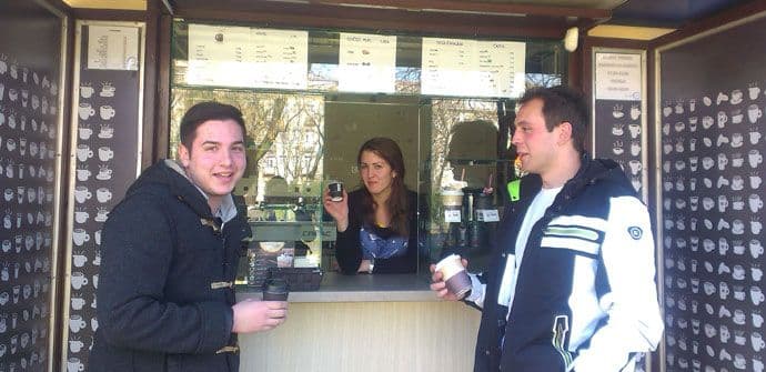 Đukanović i Vukotić, preduzetnici: Svoja kafa, svoj džeparac, svoj gazda Đukanović i Vukotić, preduzetnici: Svoja kafa, svoj džeparac, svoj gazda