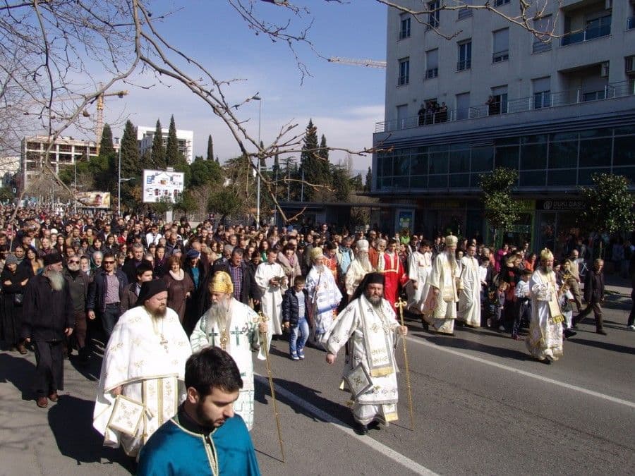 Amfilohije: Vaskrsao i hram Svetog Simeona Amfilohije: Vaskrsao i hram Svetog Simeona