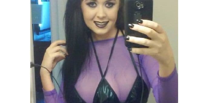 Džasmin Trajdevil: Nisam odgajana da se slikam gola (VIDEO) Džasmin Trajdevil: Nisam odgajana da se slikam gola (VIDEO)