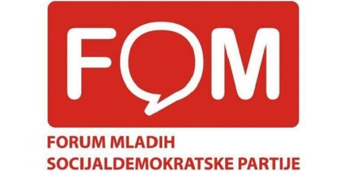 Cetinjski Forum mladih SDP-a donirao četiri porodice Cetinjski Forum mladih SDP-a donirao četiri porodice