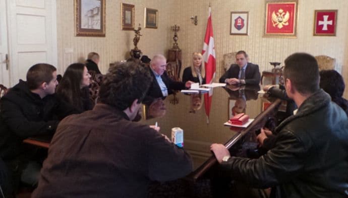 Potpisan sporazum o saradnji cetinjske Skupštine i lokalnih NVO Potpisan sporazum o saradnji cetinjske Skupštine i lokalnih NVO