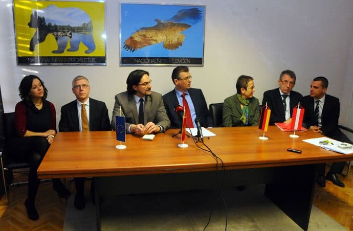 Crna Gora- zemlja nacionalnih parkova Crna Gora- zemlja nacionalnih parkova