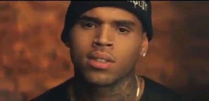 Zbog nasilne prošlosti Krisu Braunu zabranili ulazak u Kanadu Zbog nasilne prošlosti Krisu Braunu zabranili ulazak u Kanadu