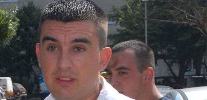 Policija će tražiti istragu otkuda Stanišiću novac za “porše” Policija će tražiti istragu otkuda Stanišiću novac za “porše”