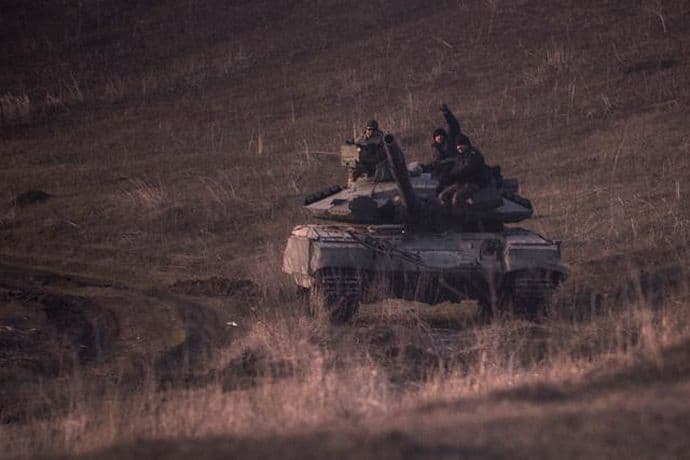 Kijev: Vojska počela povlačenje Kijev: Vojska počela povlačenje