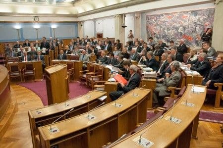 Bivši radnici lakše do penzije Bivši radnici lakše do penzije