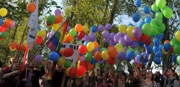 U Rusiji homoseksualac na smrt izboden nožem U Rusiji homoseksualac na smrt izboden nožem