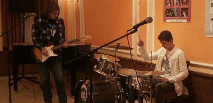 Prezentacija pop i rok izvođača iz danilovgradske opštine Prezentacija pop i rok izvođača iz danilovgradske opštine