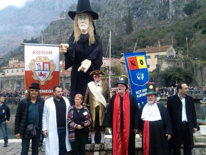 Završene kotorske karnevalske fešte, spaljena Štrigona Vještičić Završene kotorske karnevalske fešte, spaljena Štrigona Vještičić