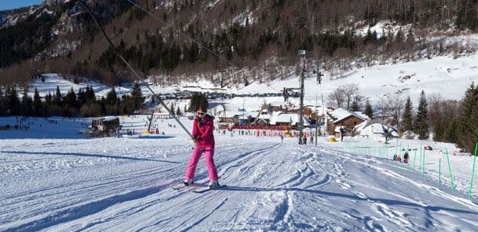 Rade skijališta na Žabljaku i u Kolašinu Rade skijališta na Žabljaku i u Kolašinu