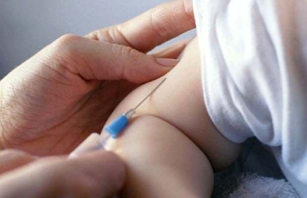Hapse ih jer neće da vakcinišu djecu Hapse ih jer neće da vakcinišu djecu