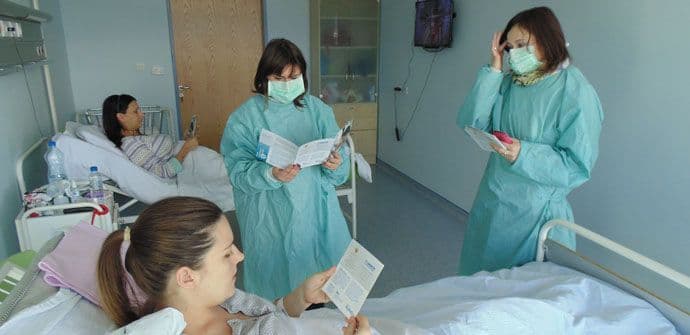 Lako i brzo do prijave novorođenčeta uz brošuru MUP-a Lako i brzo do prijave novorođenčeta uz brošuru MUP-a