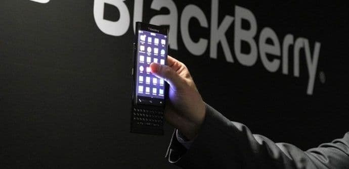 BlackBerry predstavio novi pametni telefon BlackBerry predstavio novi pametni telefon