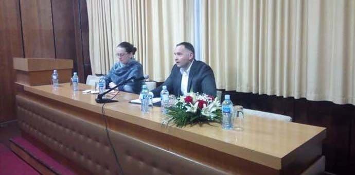 ŽURIĆ: Pitanje NATO-a riješiti u parlamentu ŽURIĆ: Pitanje NATO-a riješiti u parlamentu