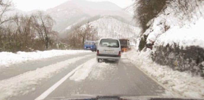 Više putnih pravaca neprohodno za kamione Više putnih pravaca neprohodno za kamione