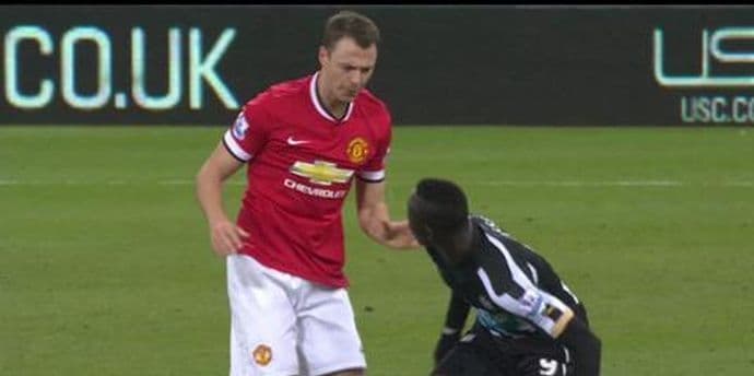 Oštre kazne za Evansa i Sisea Oštre kazne za Evansa i Sisea